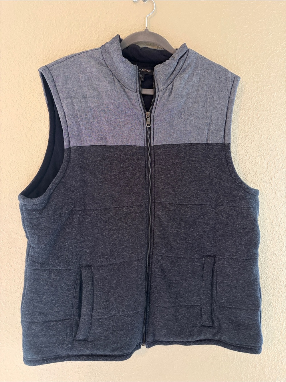 Banana Republic Two-Tone Quilted Vest in Charcoal and Blue